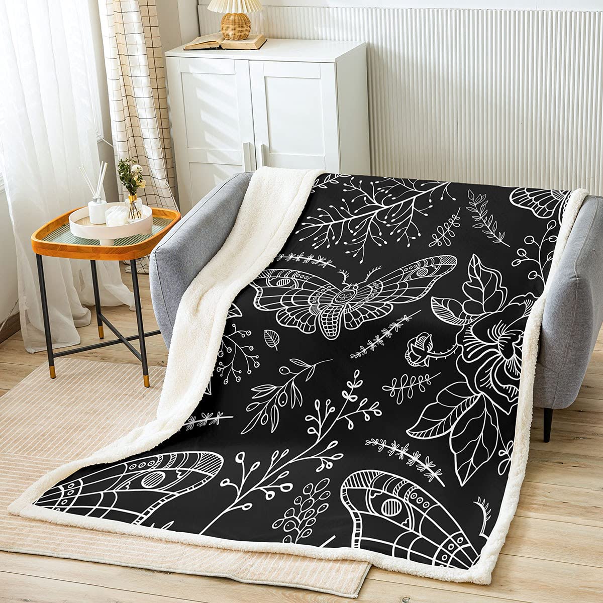 Loussiesd Moth Skull Throw Blanket for Bed Sofa Kids Floral Botanical Sherpa Blanket Black White Fleece Blanket Flower Branches Flannel Single 50x60 Inch