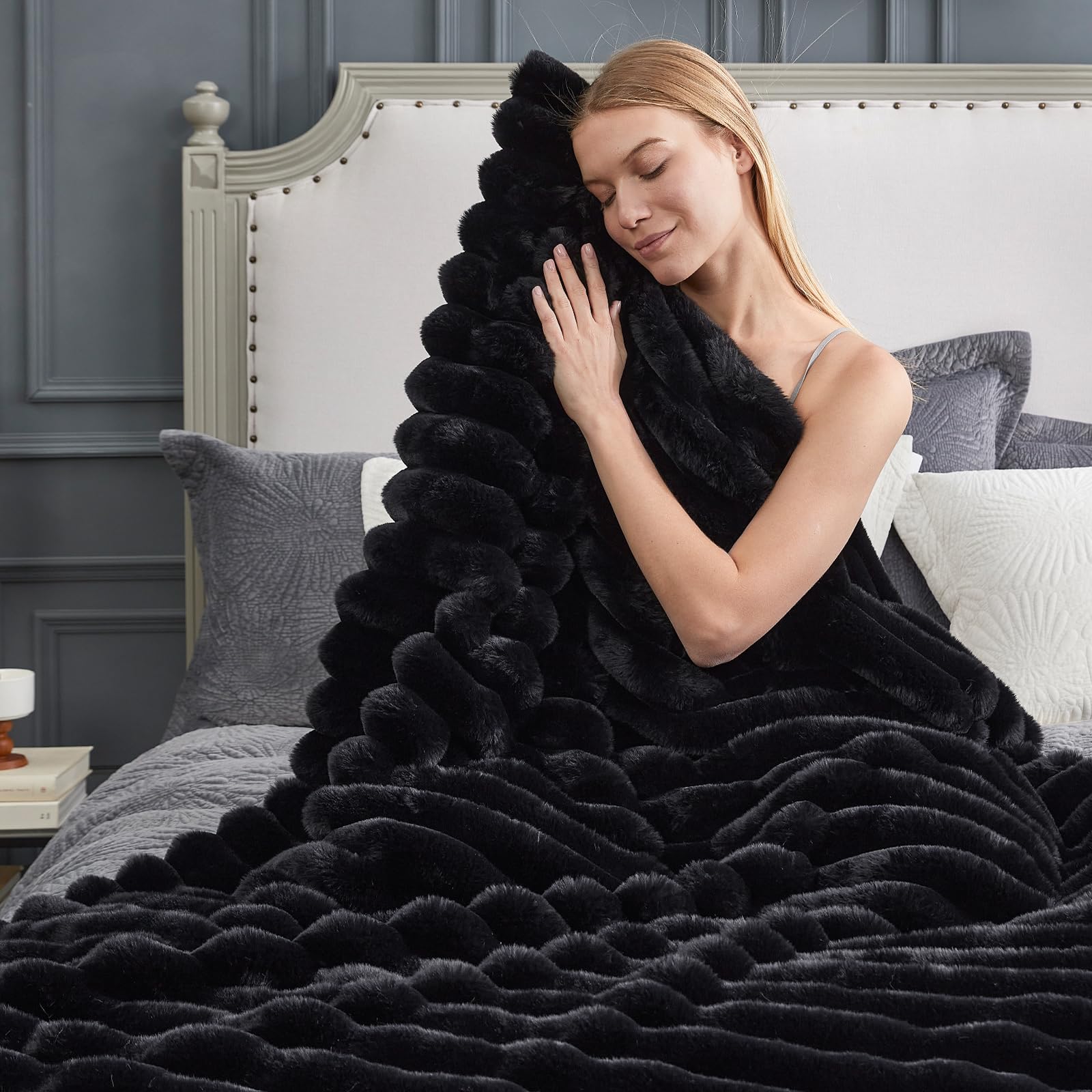 Cozy Bliss Faux Fur Throw Blanket for Couch, Cozy Warm Plush Striped Blanket for Sofa Bedroom Living Room,60 * 80 Inches Black Image