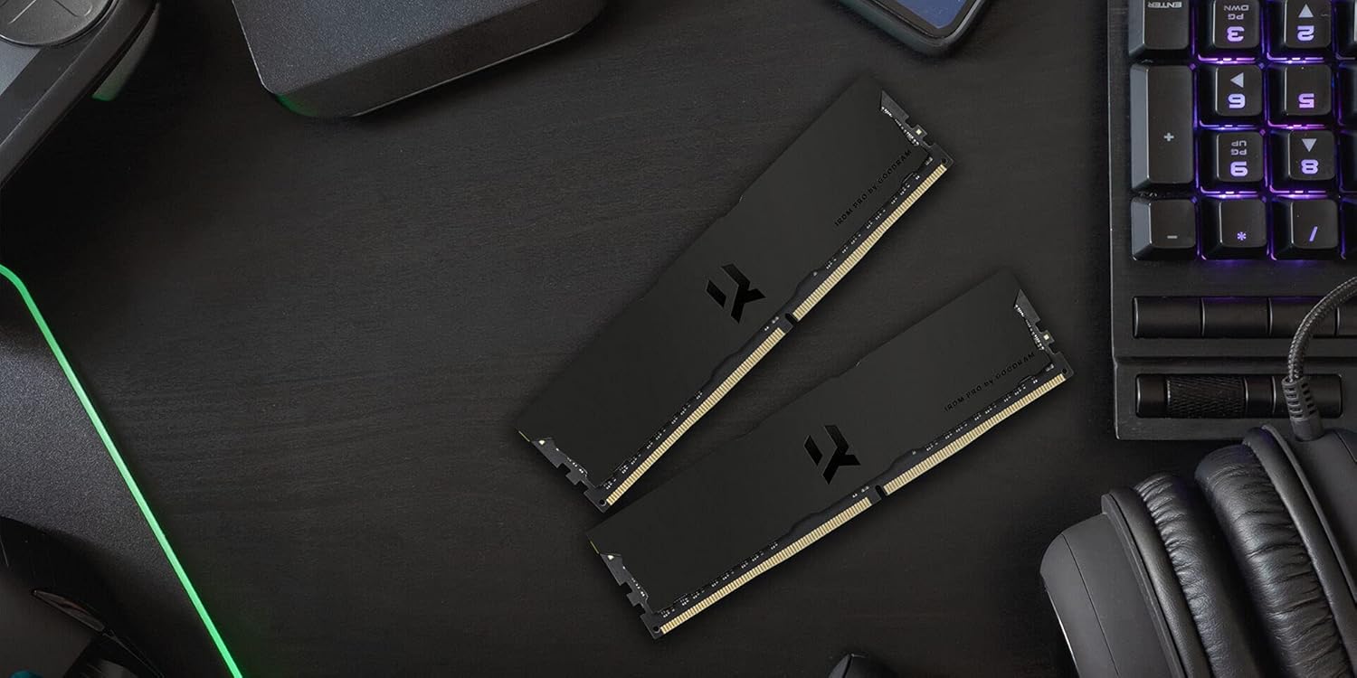 Memoria RAM elegante para montajes black / Goodram IRDM Pro Deep Black review