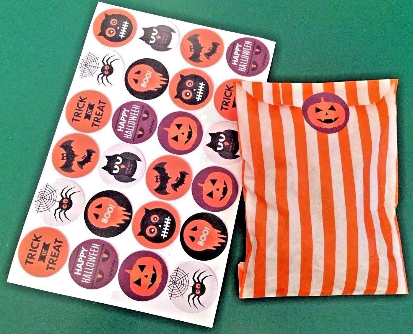 Halloween Orange & White sweet paper party bags with 35mm stickers - pack of 24
