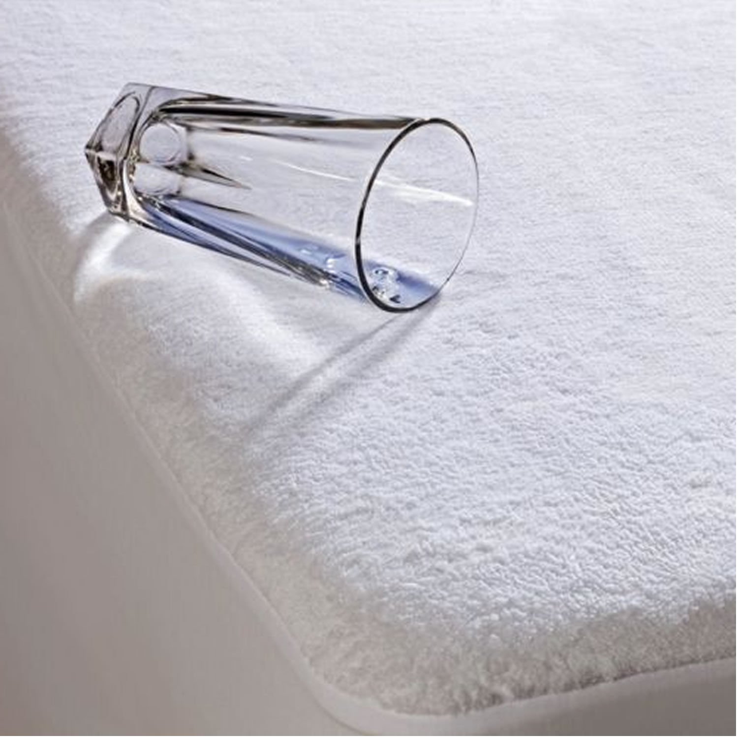 For-Your-Little-One Cot Bed Fitted Waterproof Sheet, 140X70 cm
