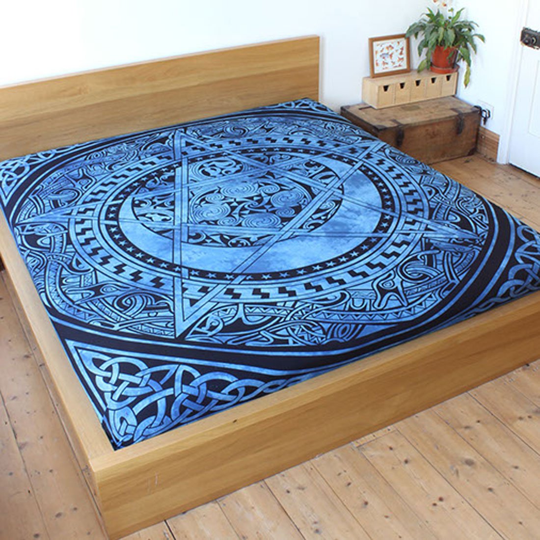 Celtic Pentacle Bedspread | Blue Hippy Bed cover | Gothic cotton throw over