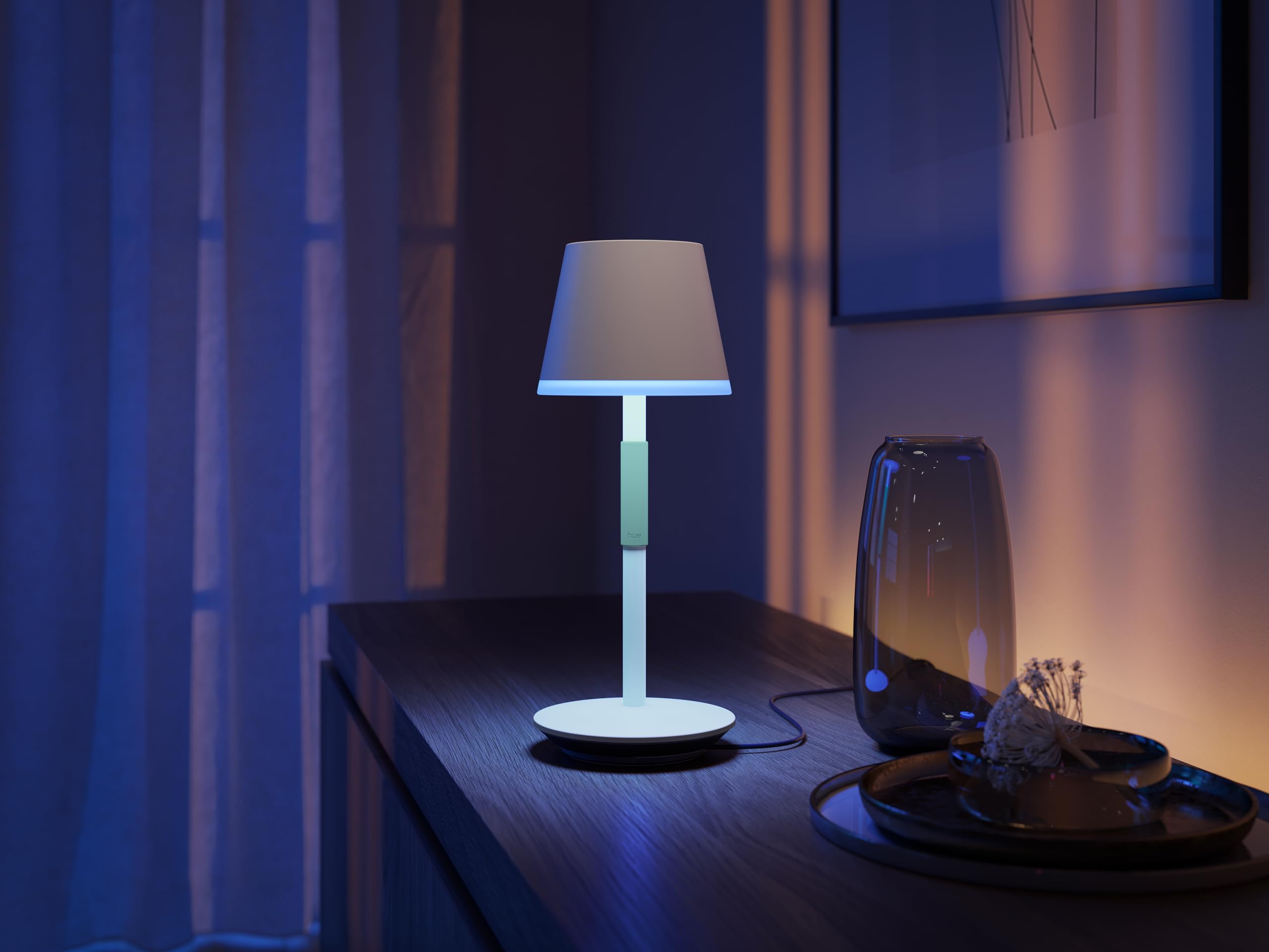 Philips Hue White & Color Ambiance Go Tragbare Tischleuchte (530 lm), dimmbare LED Leuchte für das Hue Lichtsystem mit 16 Mio. Farben, smarte Lichtsteuerung über Sprache oder App, weiß 5