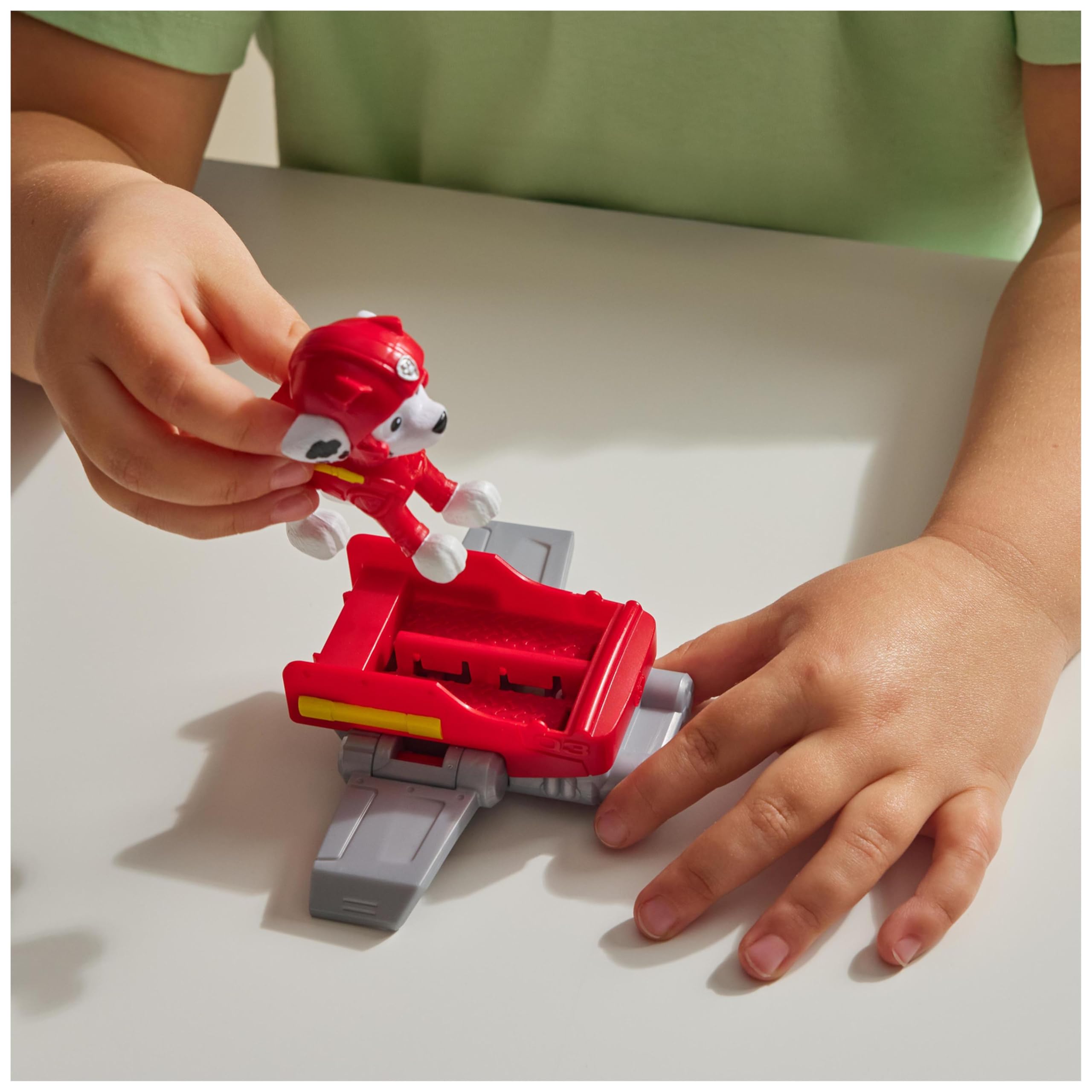 PAW PATROL, Marshall Action Pup, Spielfigur mit Mini-Rettungsflugzeug mit ausklappbaren Flügeln, Spielzeug für Kinder ab 3 Jahren 6