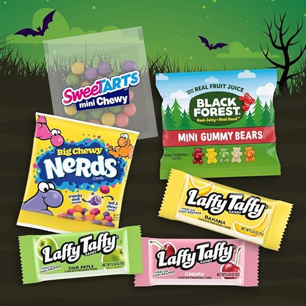 SWEETARTS ASSORTED TRICK OR TREAT CANDY, DRACULA DELIGHT MIX, 115CT BAG