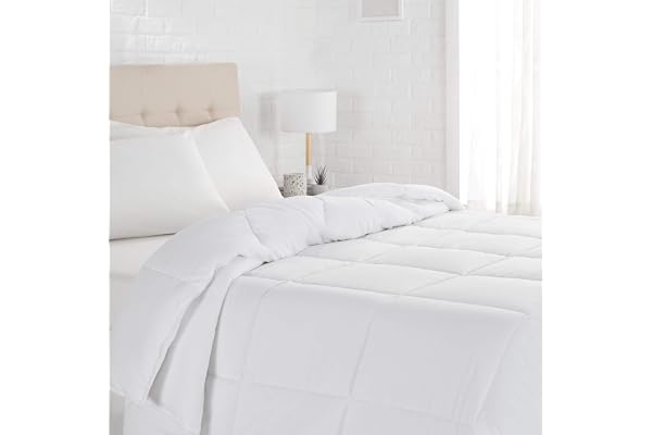Amazon Basics Down Alternative Bedding Comforter Duvet Insert, King, White, Light