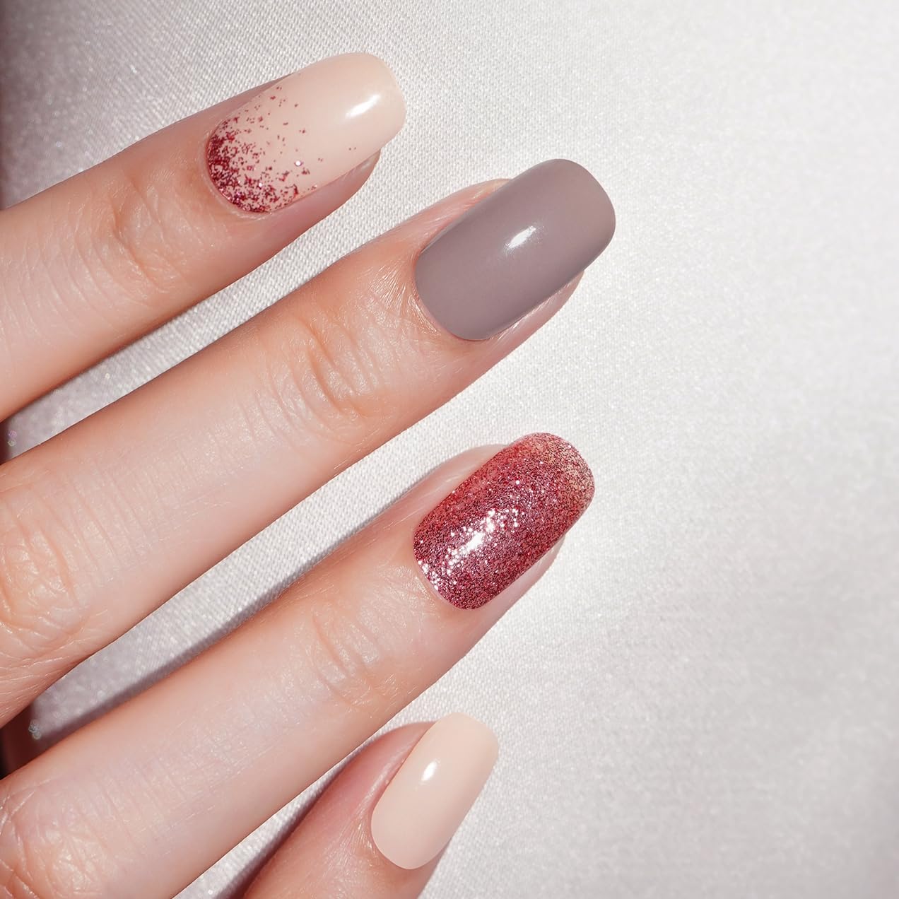 DANNI & TONI Semi Cured Gel Nail Strips,Fine Glitter Accent Nails Gel Nail Stickers (Young and Beautiful),Salon-Quality Gel Nail Polish Strips Manicure Stickers Set 28Pcs