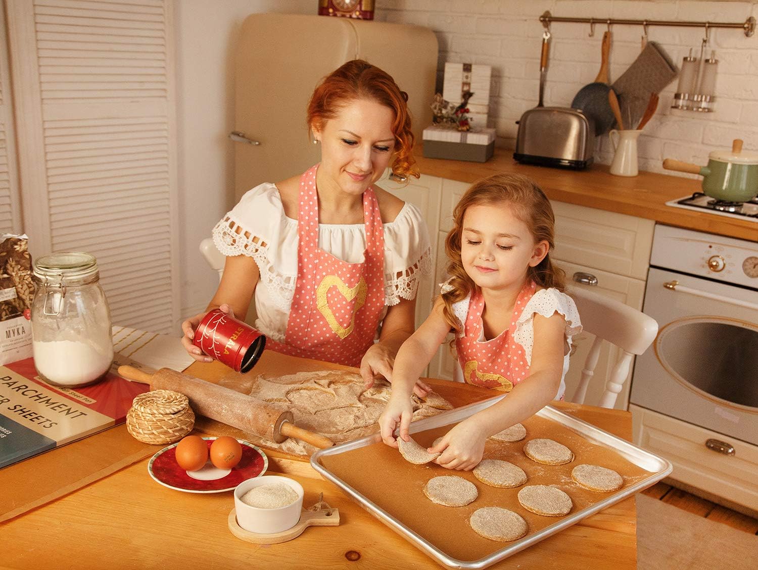 Parchment Paper Baking Sheets by Baker's Signature | Precut Non-Stick & Unbleached - Will Not Curl or Burn - Non-Toxic & Comes in Convenient Packaging - 12x16 Inch Pack of 120: Kitchen & Dining
