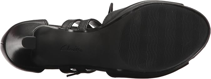 clarks adriel elaina