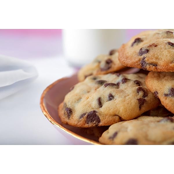 HERSHEY’S ZERO SUGAR CHOCOLATE BAKING CHIPS BAG, 8 OZ