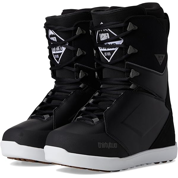 Amazon.com : Thirtytwo Mens Lashed Premium Snowboard Boot - 2023