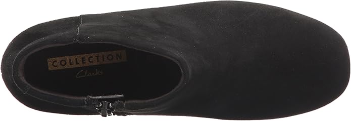 clarks women's chartli lilac ankle bootie