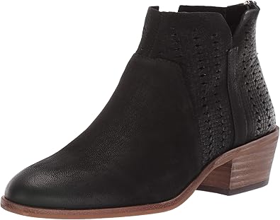 amazon vince camuto booties