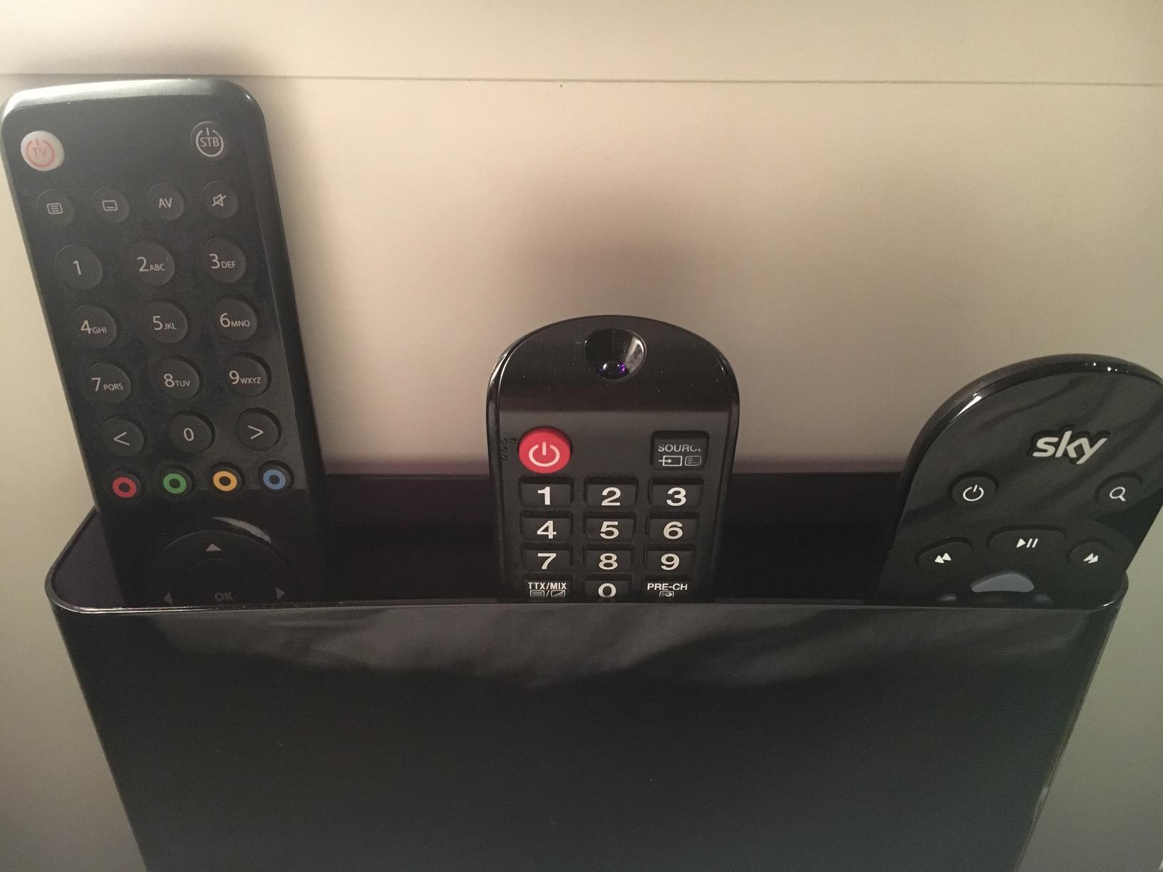 APSOONSELL Universal Wand montiert TV/Klimaanlage Halterung für