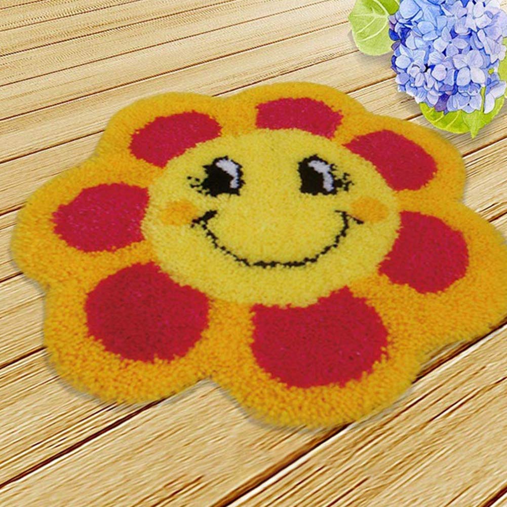 EUNEWR DIY Latch Hook Rug Kit Tools,Cute Smiley Unfinished Rug Making Kit,Needlework Latch Hook Kit,Crochet Yarn Kits,Crochet Rug Yarn Cushion Embroidery Carpet Set for Adults Kids Creative Gift