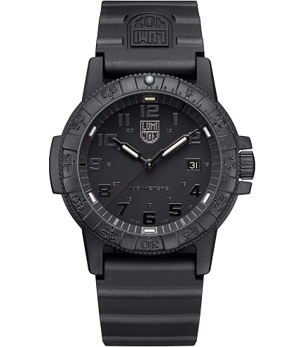 Amazon.com: Luminox - Mens Watch - Leatherback Sea Turtle 0300