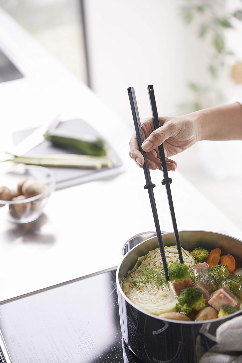 菜箸おすすめ15選 揚げ物や盛り付けに シリコン ステンレスや食洗機対応も マイナビおすすめナビ