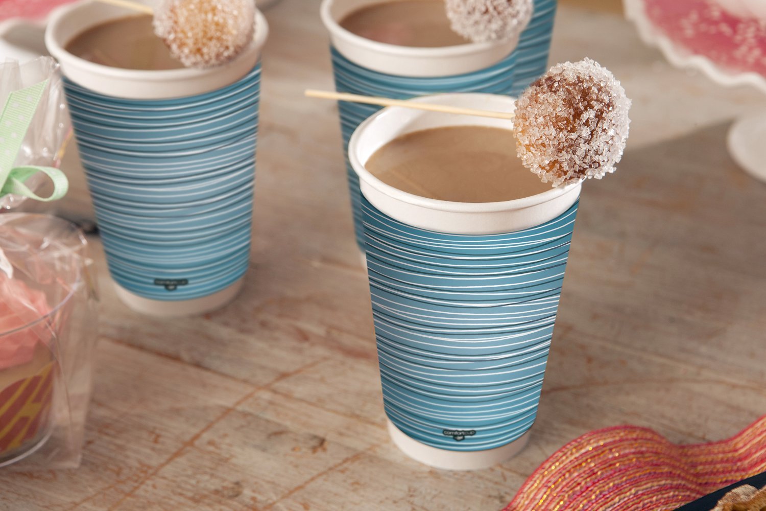 Comfort Cup 16Ounce Cups, 50Count Cups & Lids (Assorted Colors