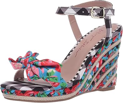 betsey johnson wedge sandals