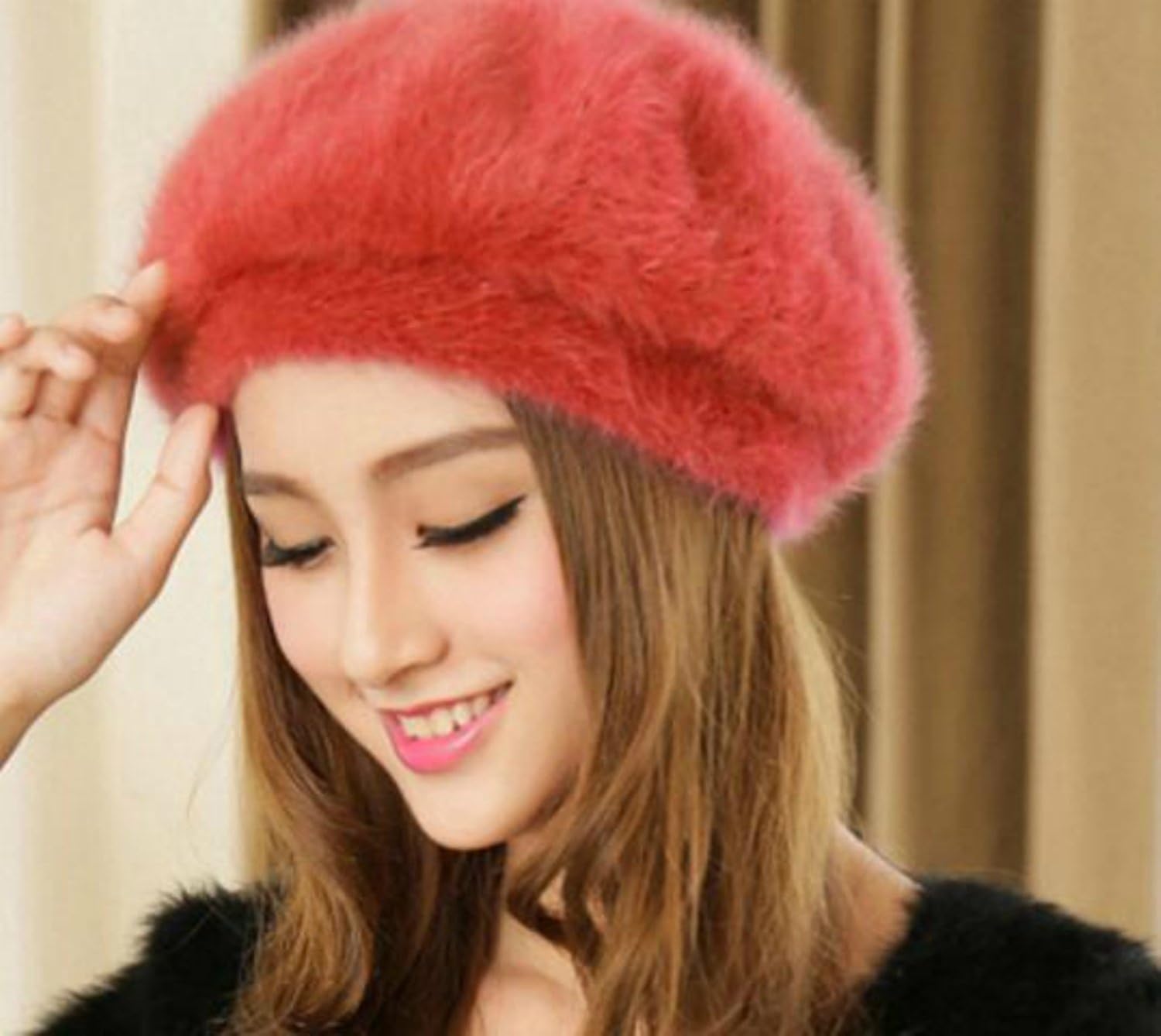 ただ被るだけじゃもったいない ワンランクupするベレー帽のヘアアレンジ6選 コルデコただ被るだけじゃもったいない ワンランクupするベレー帽のヘアアレンジ6選 コルデコ