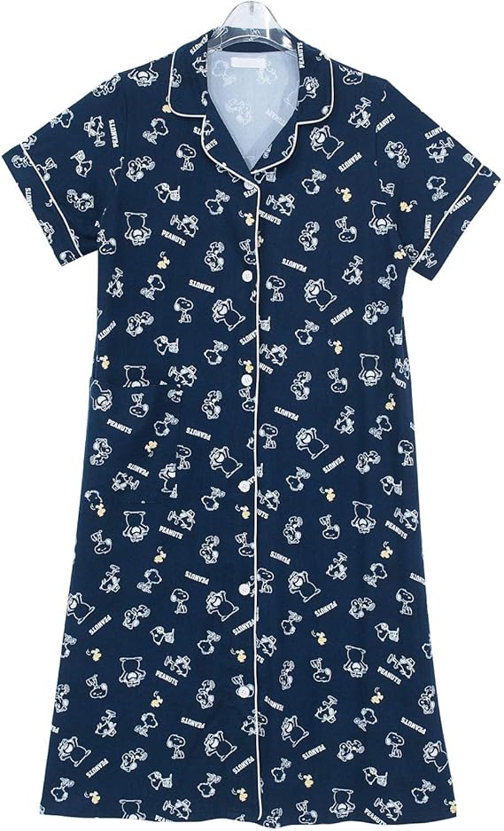 Amazon スヌーピー ネグリジェ パジャマ ワンピース ロング丈 パウダーストレッチ素材 前開き 肌触り 半袖 レディース 産前 産後 入院 産院 出産準備 ルームウェア 部屋着 Snoopy ネイビー Mサイズ ルームワンピース ネグリジェ 通販