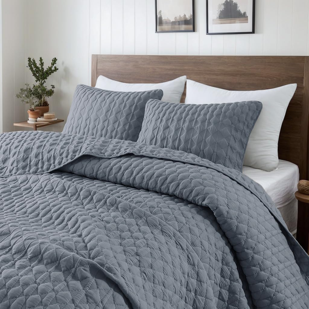 Photo 1 of WDCOZY Blue Quilts Queen Size Bedding Sets with 2 Pillow Shams, Lightweight Soft Bedspread Coverlet, Quilted Blanket Thin Comforter Bed Cover for All Season, 3 Pieces, 90x90 inches