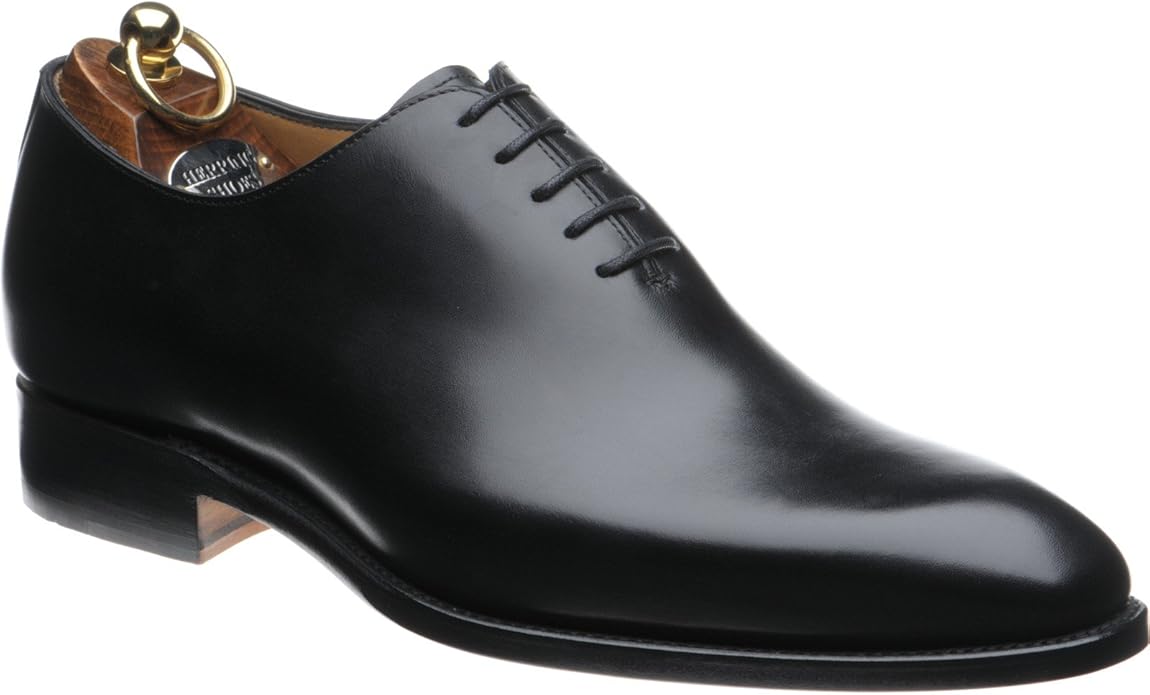 Herring Chaucer wholecuts in Black Calf Shoes