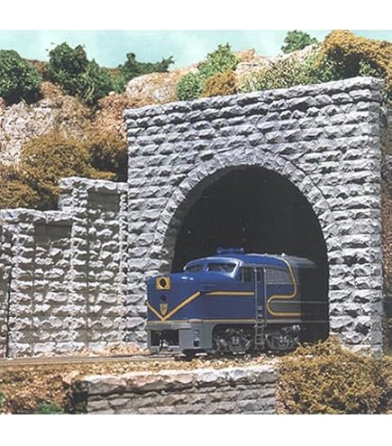 Dalle decorative entree de tunnel, Pierre naturelle taillee - francis