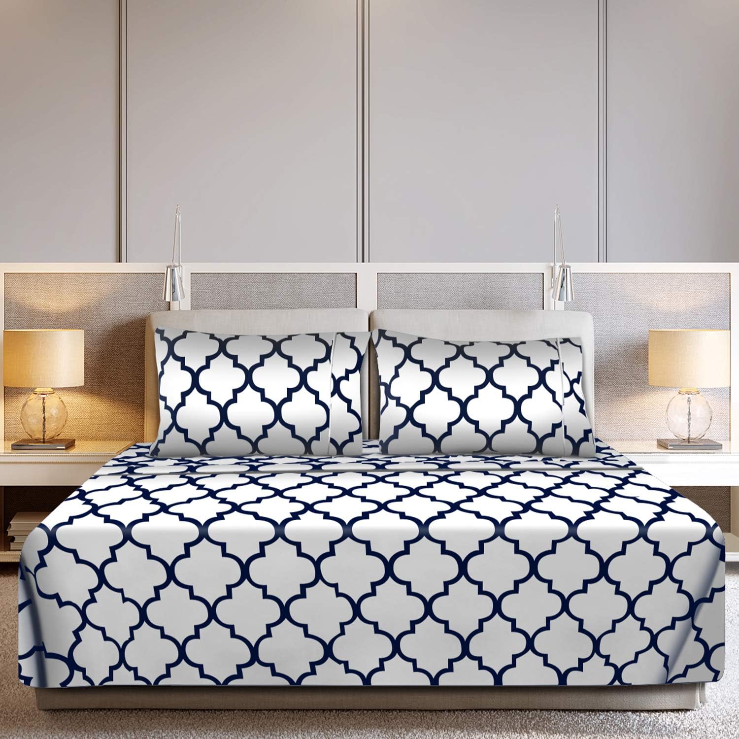 Utopia Bedding Printed Queen Sheet Set - 1 Fitted Sheet, 1 Flat Sheet and 2 Pillowcases - Soft Brushed Microfiber Fabric - Shrinkage and Fade Resistant (Queen, White Quatrefoil with Navy Pattern): Kitchen & Dining