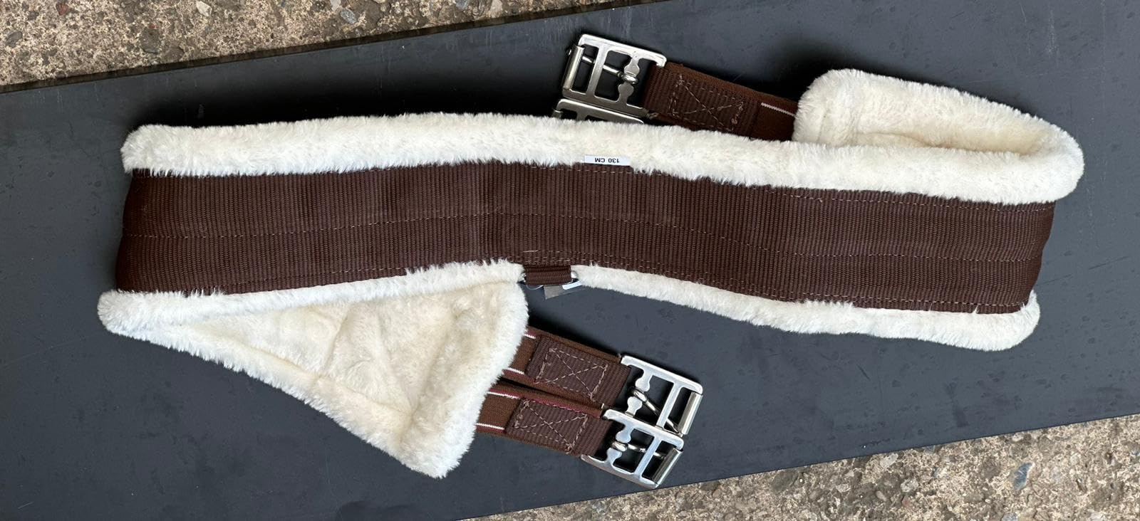 Equipride SUPER SOFT MINK/TEDDY FUR SYNTHETIC GIRTH ELASTICATED BOTH SIDE (130 cm, Brown/White)