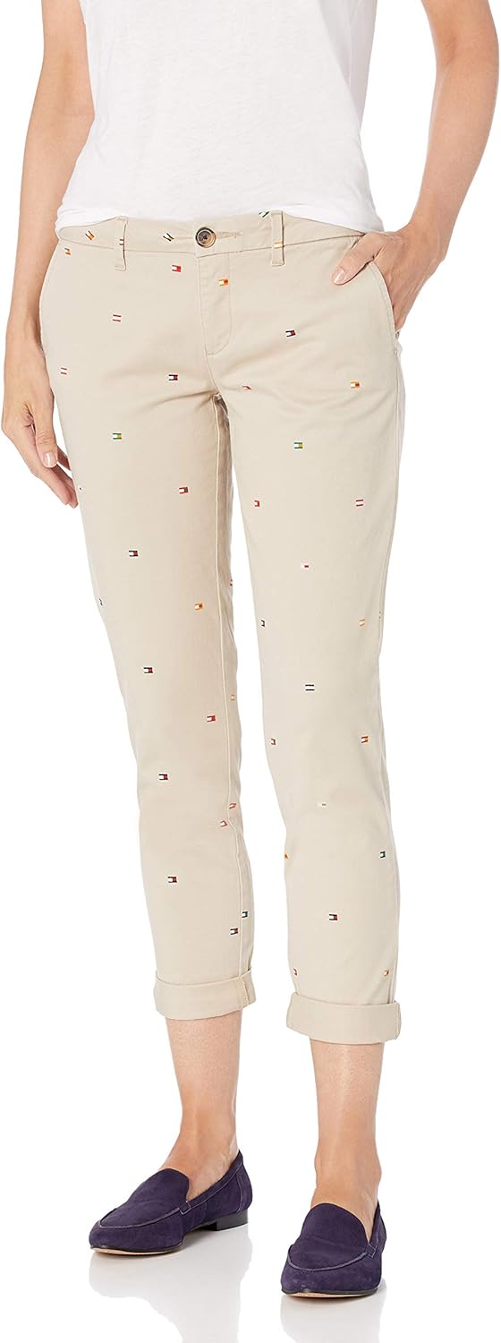 Tommy Hilfiger Women's Relaxed Fit Hampton Chino Pant (Standard and Plus Size) at  Women’s Clothing store