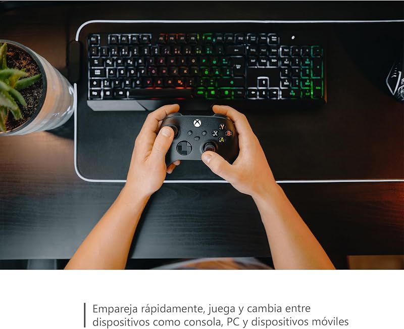 Comando Sem Fios Xbox Carbon Black para Xbox Series X|S, Xbox One, Windows 10/11, iOS e Android