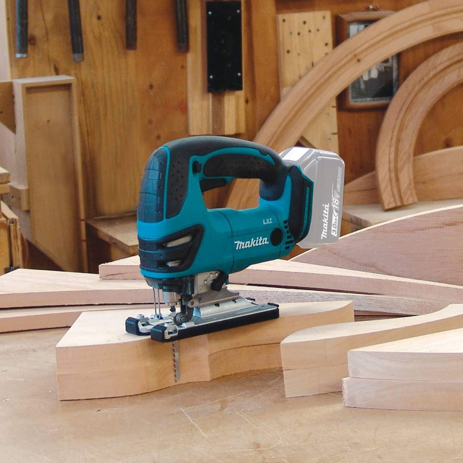 Makita XVJ03Z 18V LXT Lithium-Ion Cordless Jig Saw, Tool Only - - 