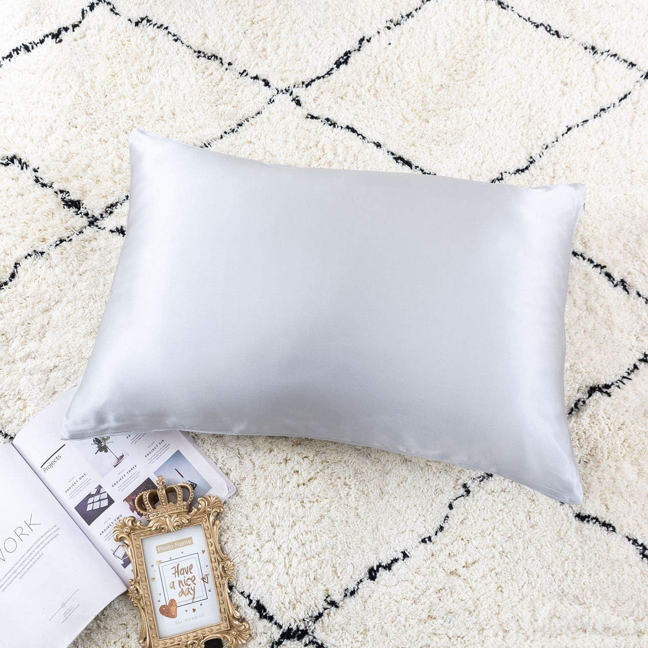 Natural Mulberry Silk Pillowcase for Hair and Skin King Size with Hidden Zipper - Image 3