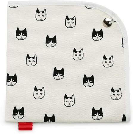 Amazon ソトネコジャパン 猫 マスクケース マスクポーチ 猫柄マスクケース 携帯 日本製 除菌シートでの抗菌 持ち運び 不織布マスクを収納 A メンズ レディース プレゼント 日本製 おしゃれ かわいい 猫がら 猫柄グッズ ギフト ハチワレ猫 Sotoneko Japan 布マスク