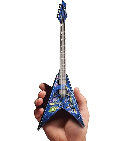 Amazon.com: Axe Heaven KH-291 Kirk Hammet Mummy Mini Guitar : Kirk
