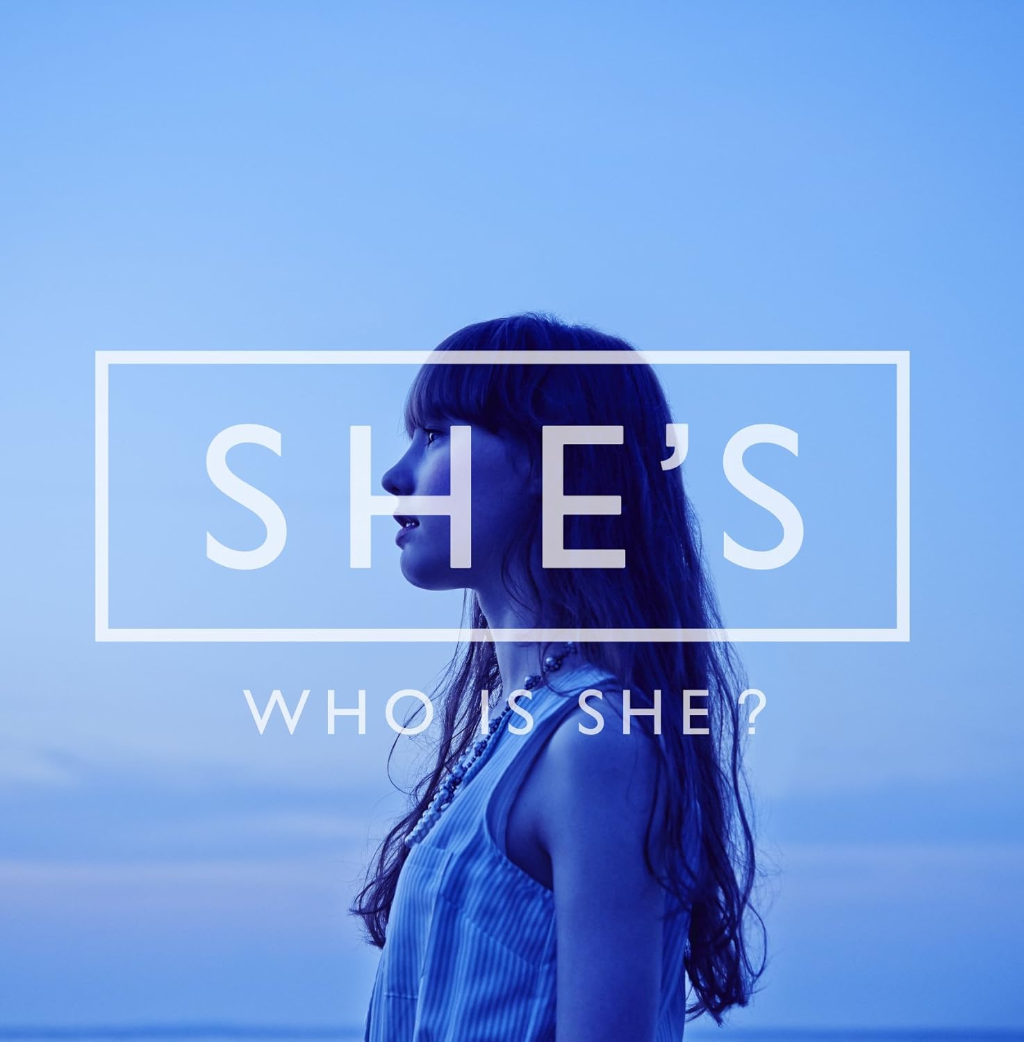 WHO IS SHE - SHES: She'S: Amazon.it: CD e Vinili}