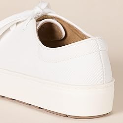 Amazon Essentials Women's Comfortable Lace Up