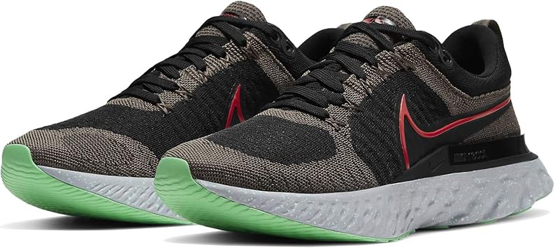 Amazon Co Jp ナイキ Nike リアクト インフィニティ ラン フライニット 2 React Infinity Run Flyknit 2 ブラック グリーン レッド Ct2357 0 国内正規品 スポーツ アウトドア