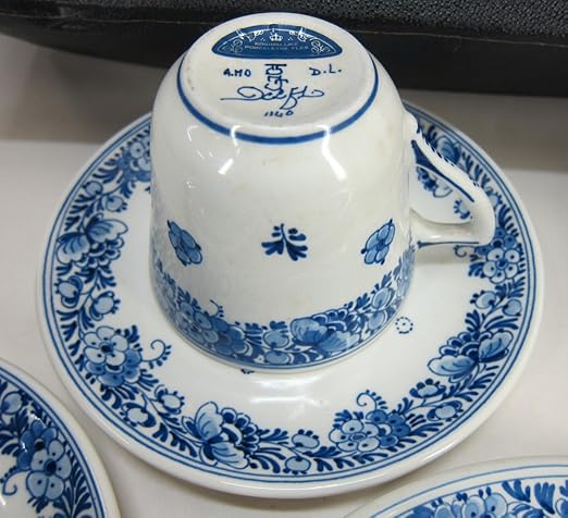 Amazon ロイヤルデルフト Delft ハンドペイント カップ ソーサー プレート各2セット カップ ソーサー オンライン通販