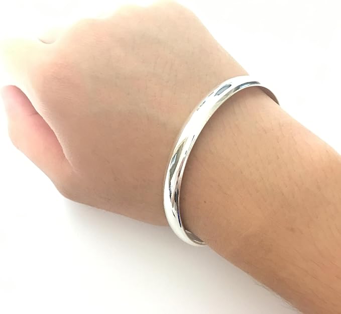 Amazon Co Jp 丸みがあるタイプ シルバー バングル ジュエリー ファッション アクセサリー メンズ ブレスレット シンプル バングル カラー 銀 シルバー ９２５ 高品質 バングル ジュエリー