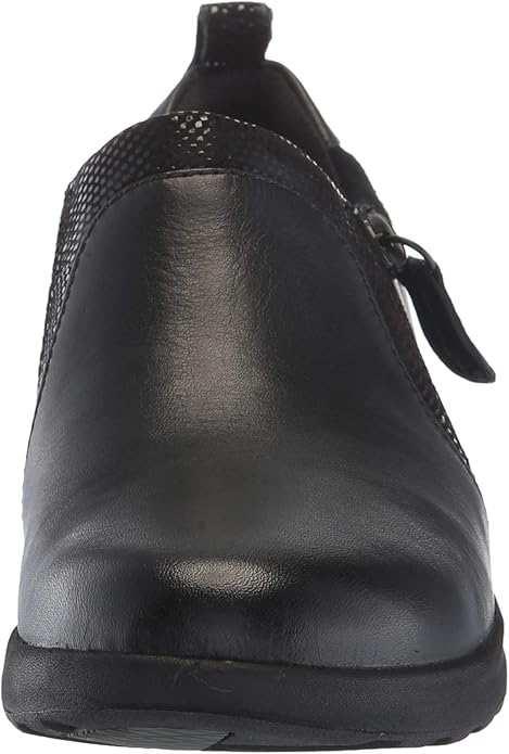 clarks un adorn zip
