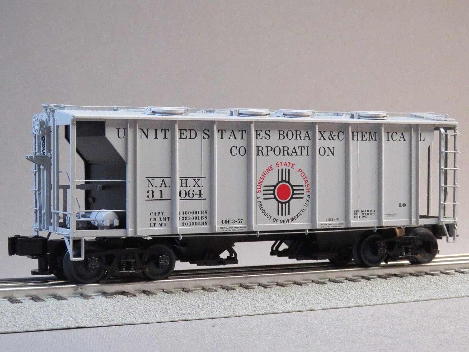lionel hopper cars