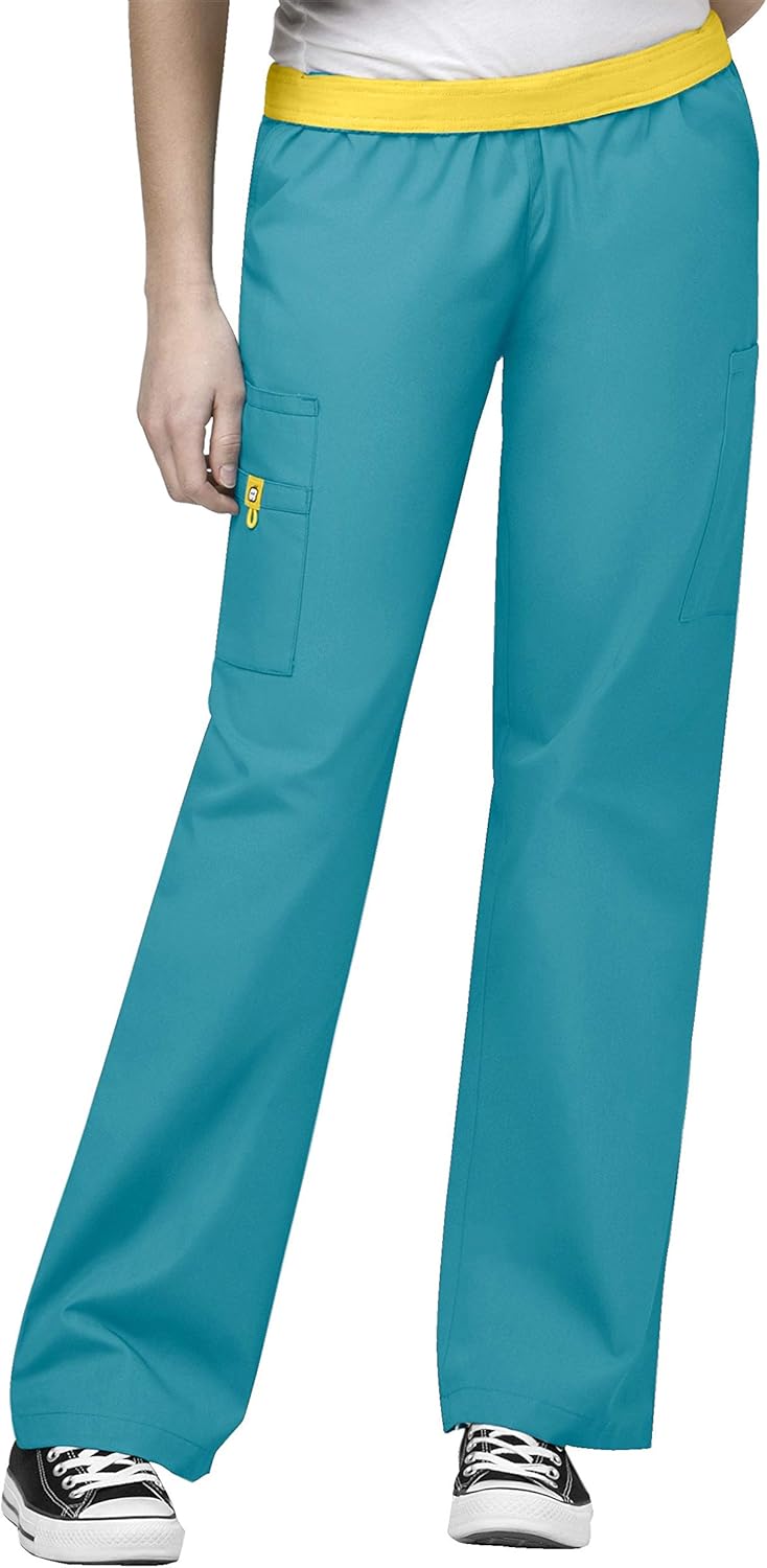 WonderWink Origins Women's Scrub Set Bundle- 6016 Bravo Top & 5016 Quebec Cargo Pant & Marc Stevens Badge Reel: Clothing