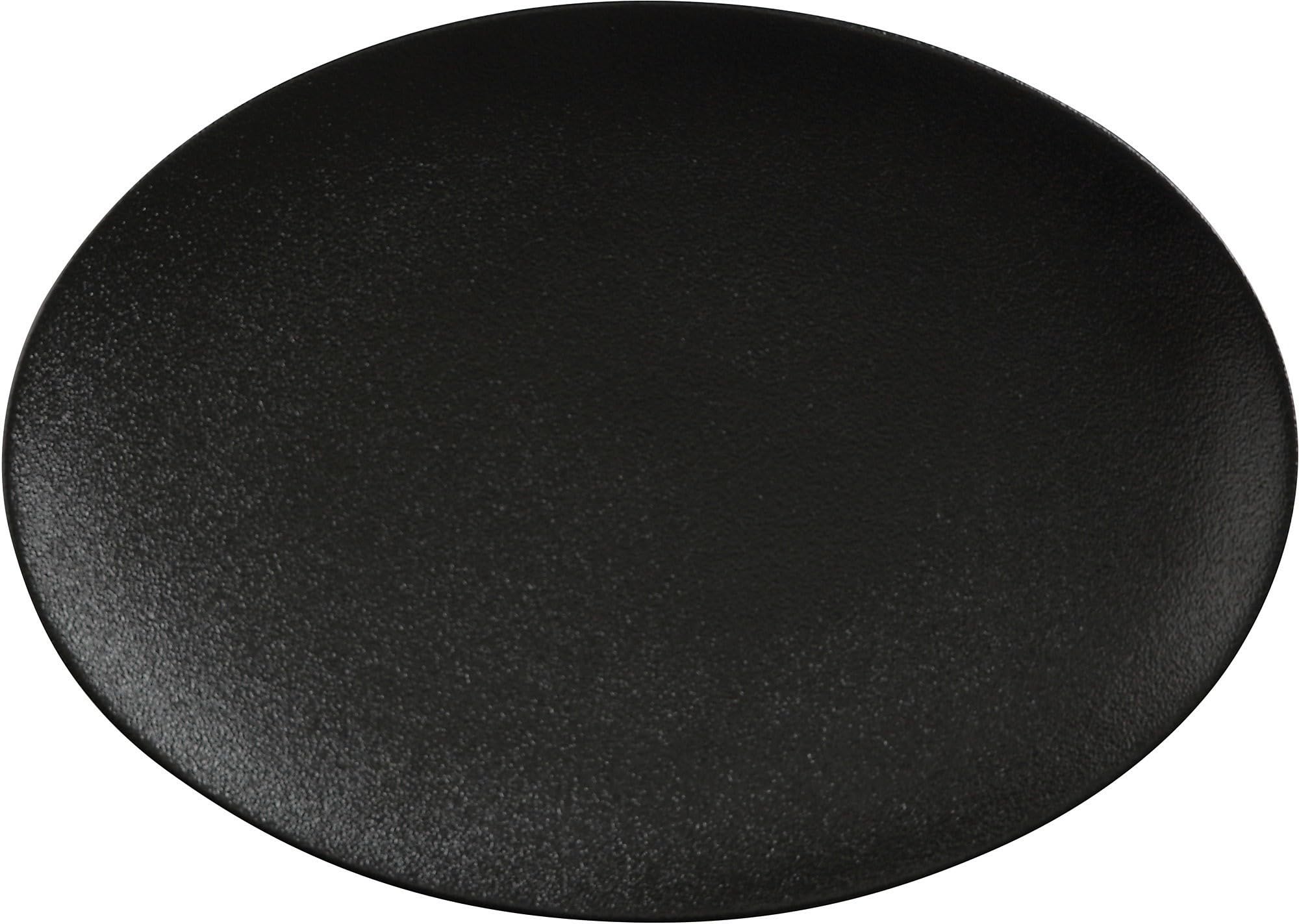 Maxwell and Williams Caviar 3cm Oval Plate