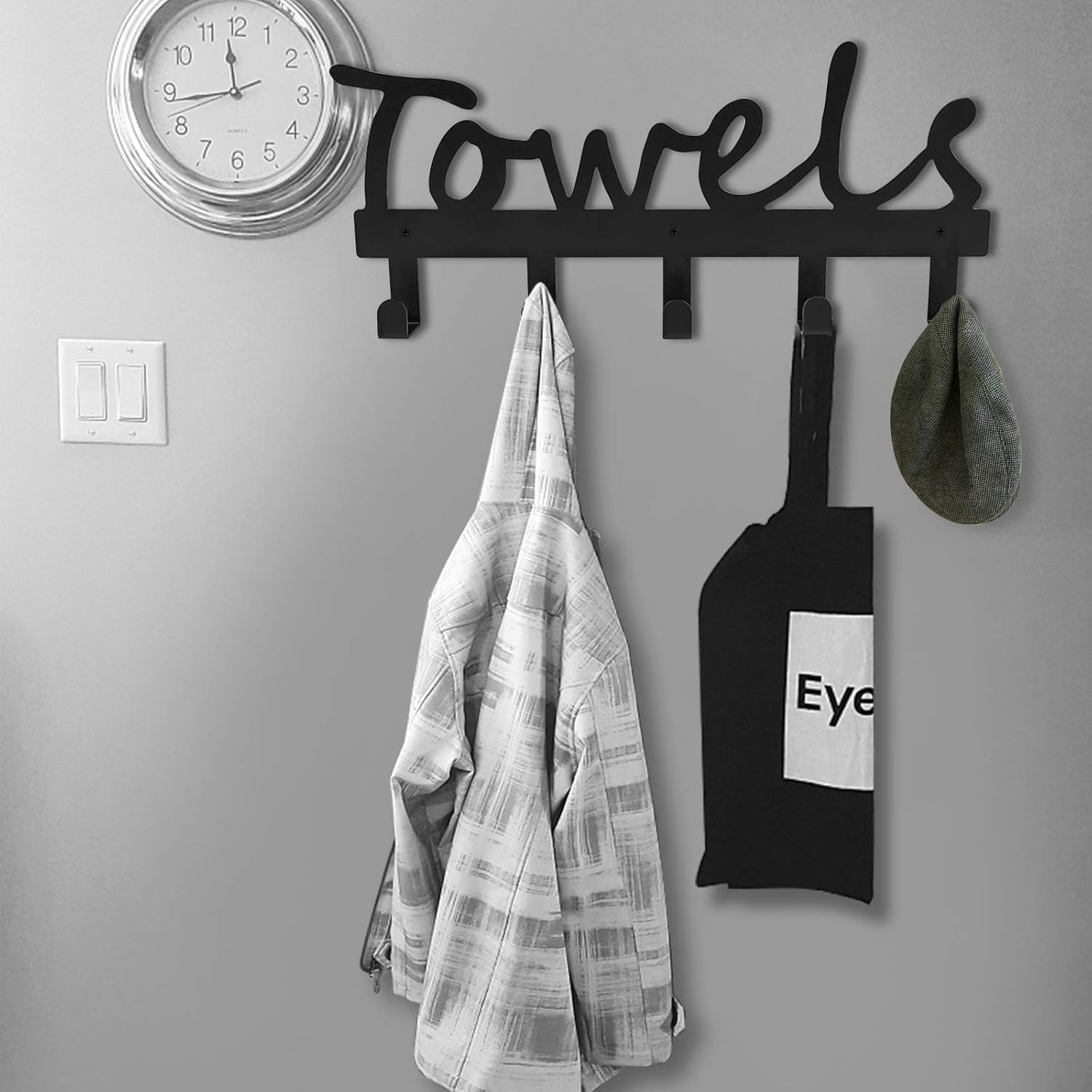 Towel Holder 5 Hooks for Bathroom, Towel Racks, Towel Hooks for Bathroom, Bedroom, Kitchen, Pool, Beach Towels, Bathrobe, Clothing, Metal Sandblasted Wall Mount Rustproof and Waterproof (Black02): Kitchen & Dining