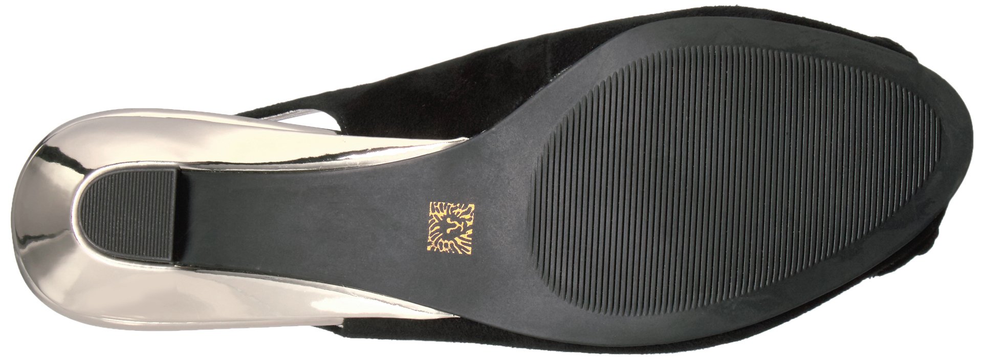 Anne Klein Women's Farrah Suede Pump - Image 4