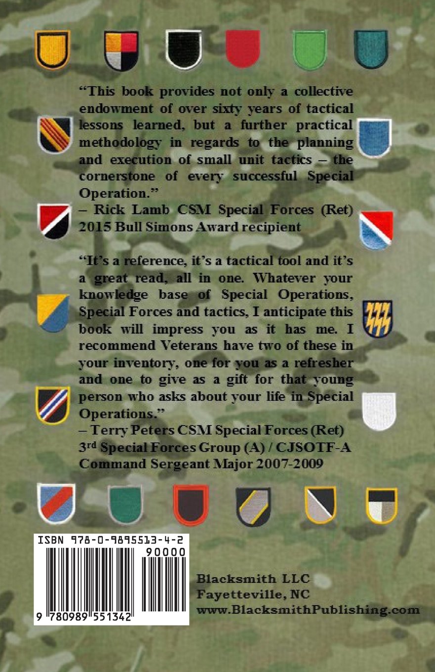 US Army Small Unit Tactics Handbook: Paul D LeFavor: 9780989551342:  Amazon.com: Books