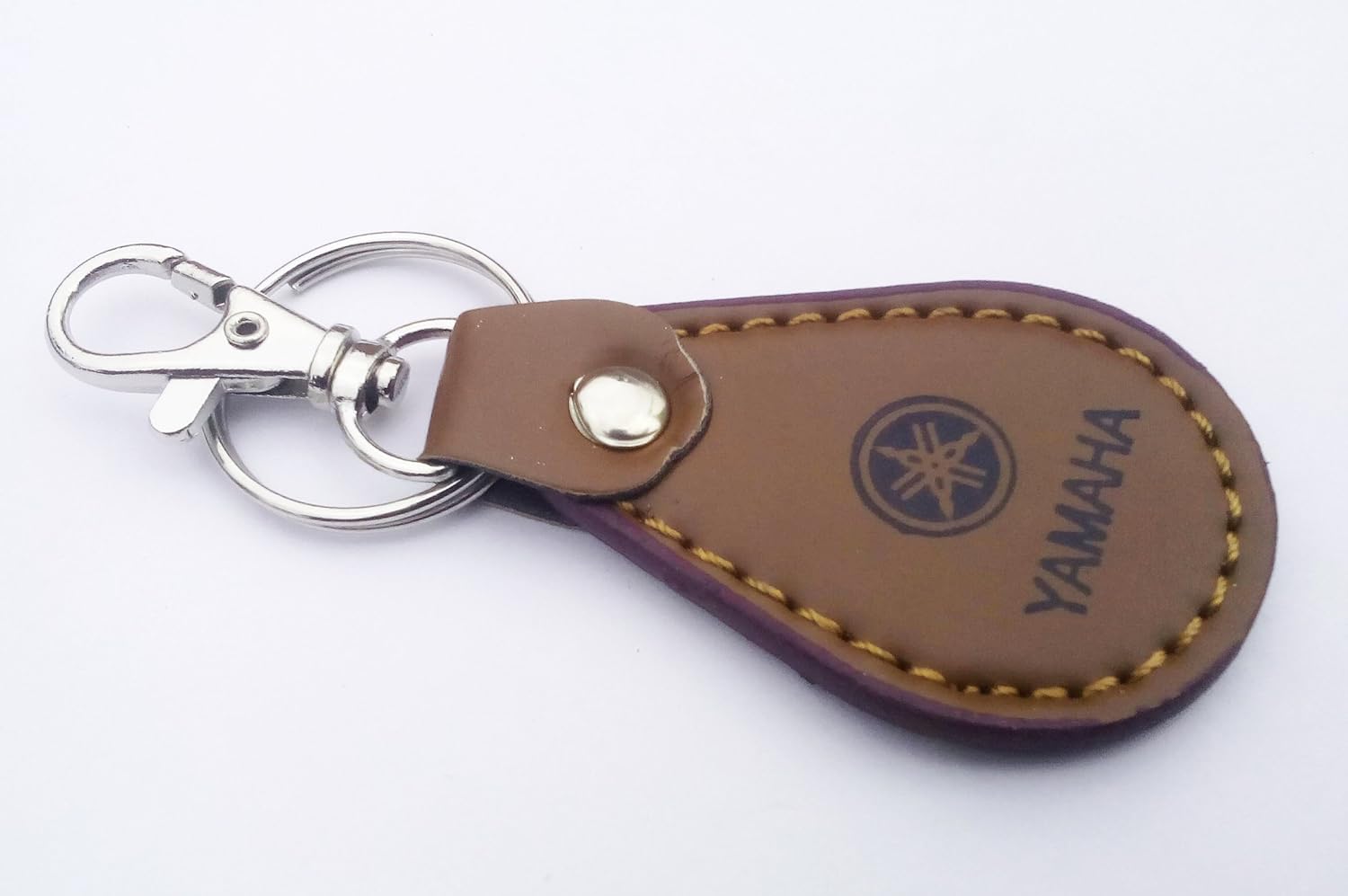 Keychain YAMAHA leather and metal Key chain keyhook Amazon.in Bags