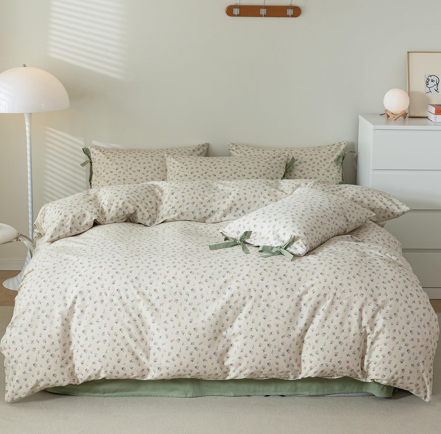 Photo 1 of VM VOUGEMARKET Duvet Cover Set Queen 100% Cotton 3 Pcs Girls Green Blossom Flower Comforter Cover with Zipper Closure,Cottagecore Style Duvet Cover + 2 Pillowcases with Bowknot-90x90 Inch